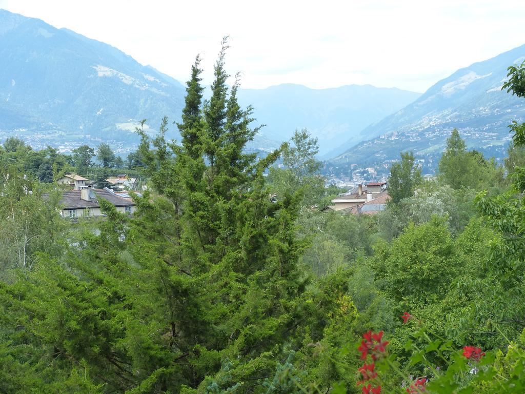 Haus Christl Bed & Breakfast Lana Bagian luar foto