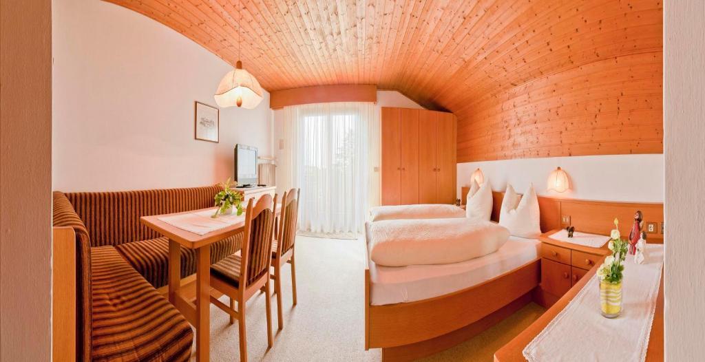 Haus Christl Bed & Breakfast Lana Ruang foto